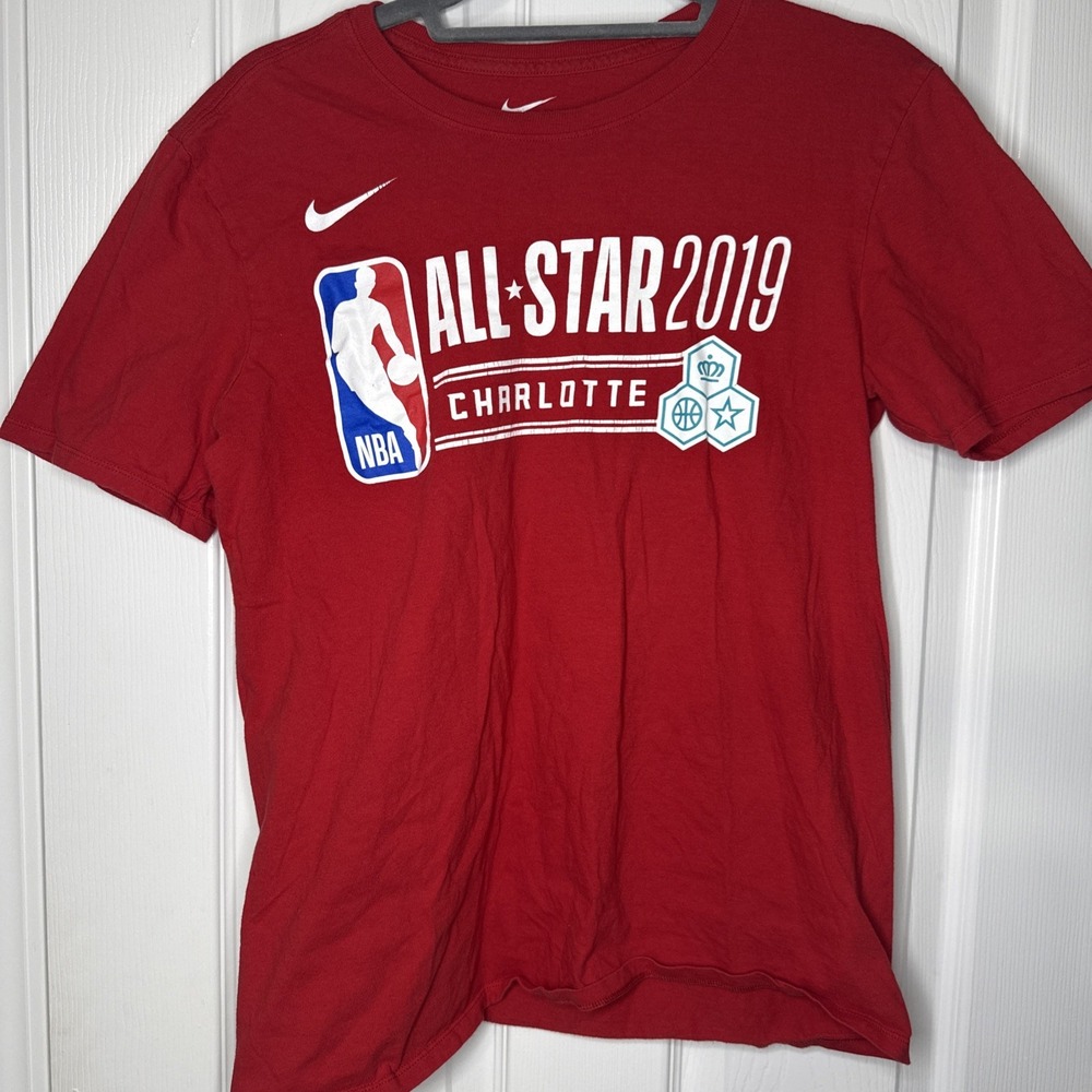 Nike NBA All-Star 2019 Charlotte T-Shirt | Size M | Red Athletic Tee